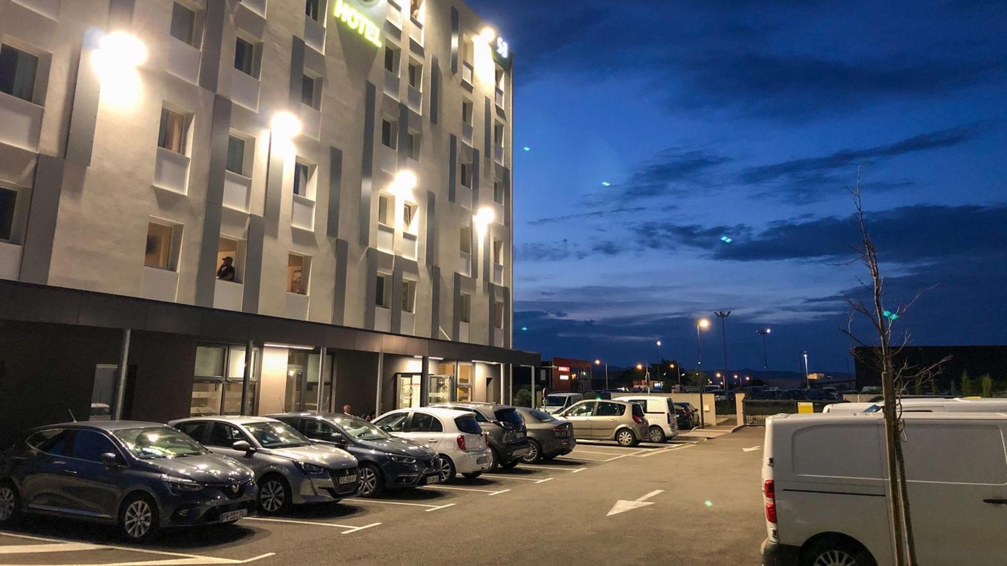 B&B Hotel Montelimar Sud Eksteriør bilde