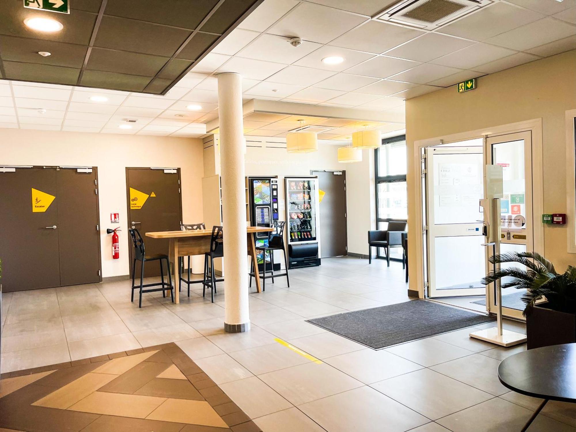 B&B Hotel Montelimar Sud Eksteriør bilde